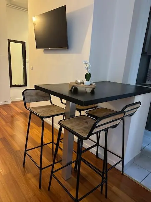 Charmant Appartement Au Moulin Rouge باريس